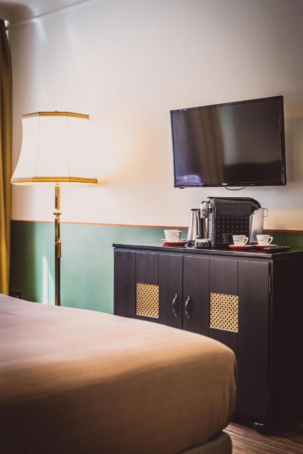 Henri Hotel Wien Siebterbezirk Bagian luar foto