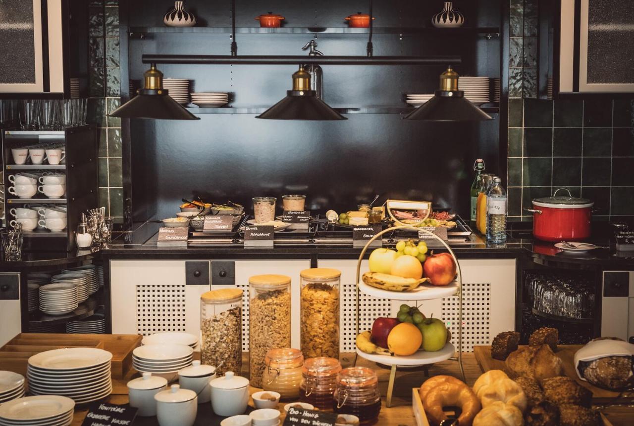 Henri Hotel Wien Siebterbezirk Bagian luar foto
