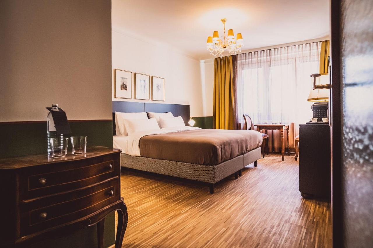 Henri Hotel Wien Siebterbezirk Bagian luar foto