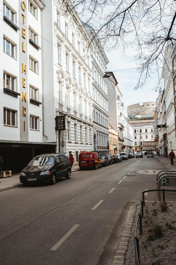 Henri Hotel Wien Siebterbezirk Bagian luar foto
