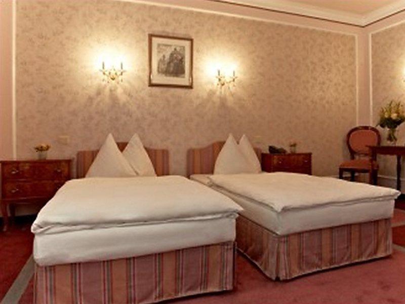 Henri Hotel Wien Siebterbezirk Bagian luar foto