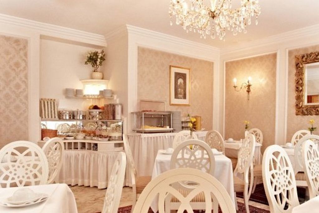 Henri Hotel Wien Siebterbezirk Bagian luar foto